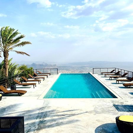 Hotel The View Al Ḩamrāʼ Exterior foto