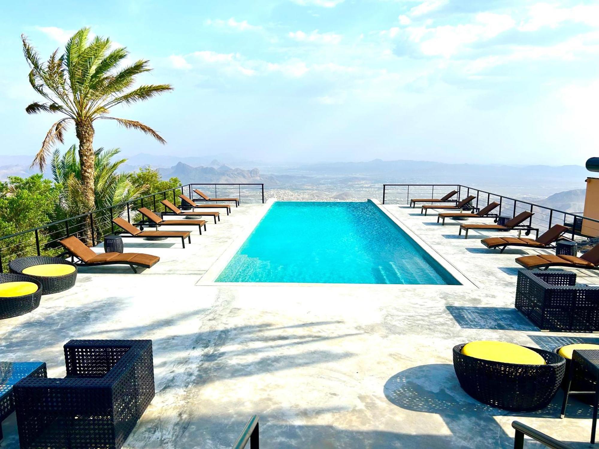 Hotel The View Al Ḩamrāʼ Exterior foto